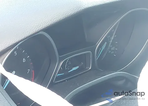 2014 Ford Focus Se from USA, damaged, VIN 1FADP3K26EL176155